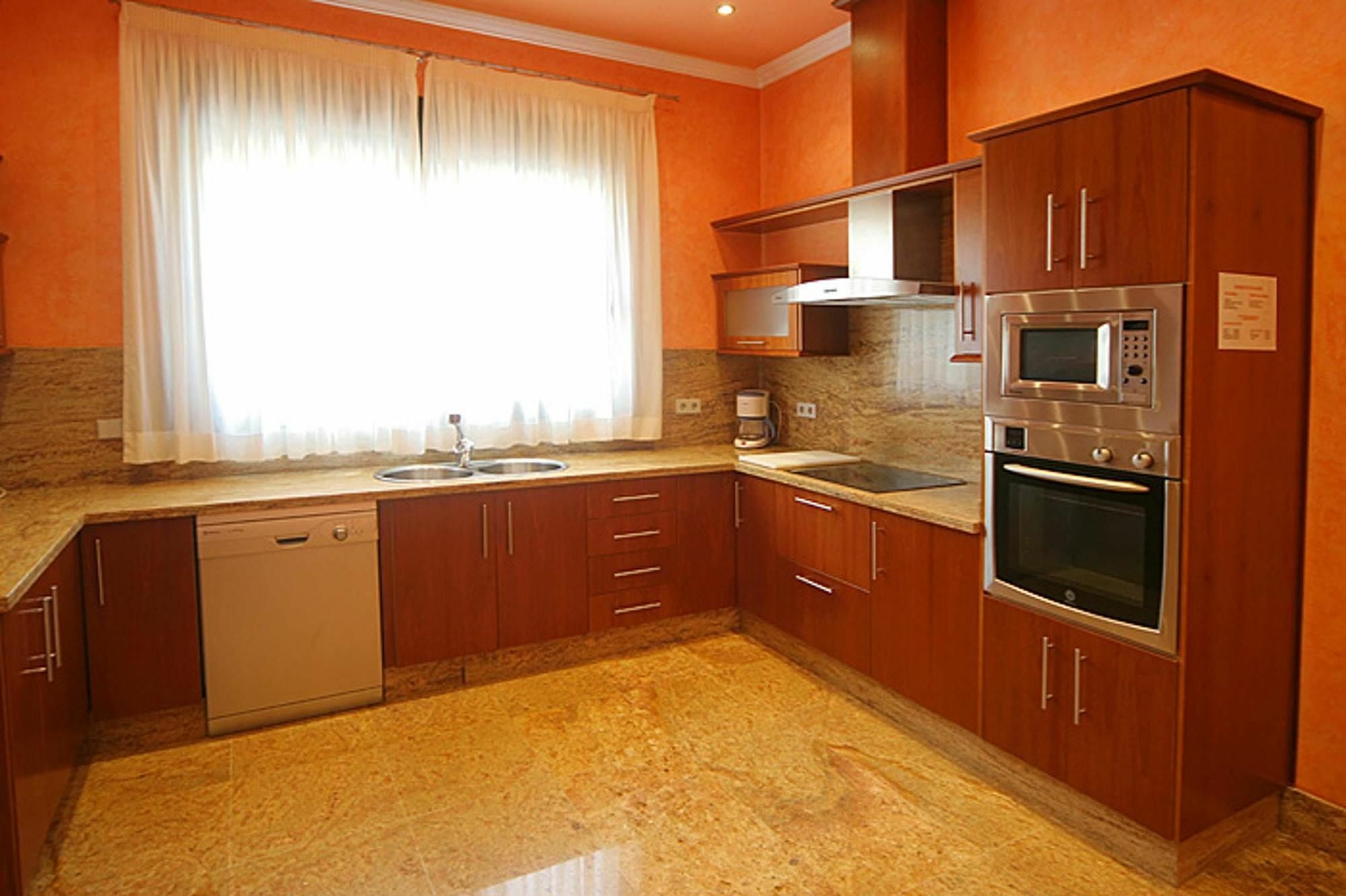 Villa With 4 Bedrooms In Las Lagunas De Mijas, With Wonderful Mountain Экстерьер фото