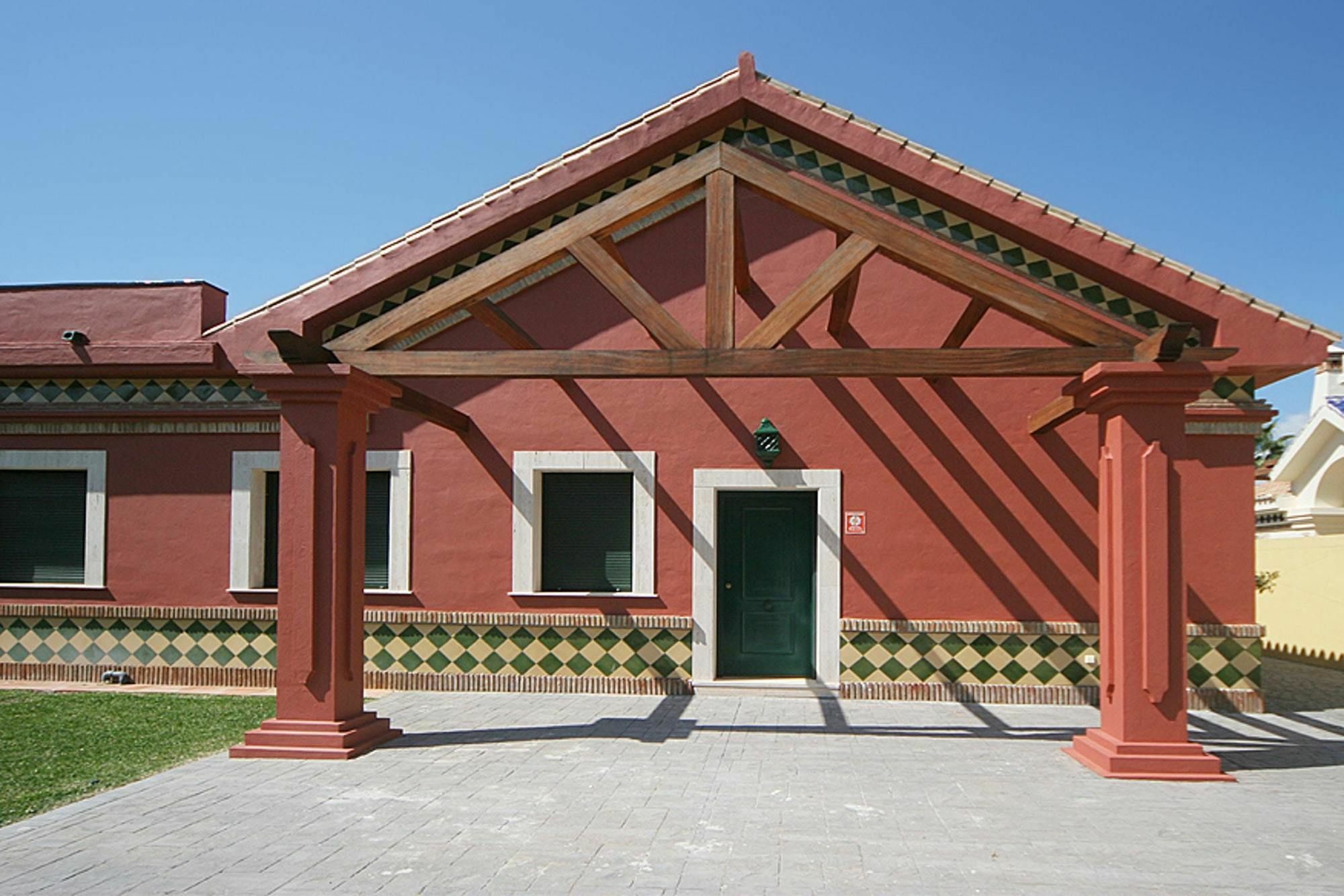 Villa With 4 Bedrooms In Las Lagunas De Mijas, With Wonderful Mountain Экстерьер фото